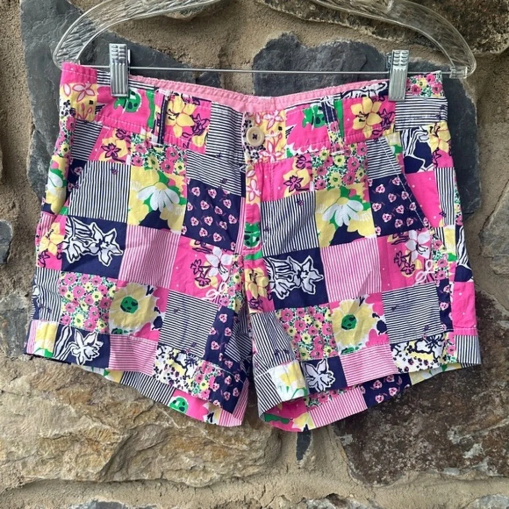 Lilly Pulitzer Patchwork Print Shorts Pink Multi Size 4 – Floral Preppy Classic